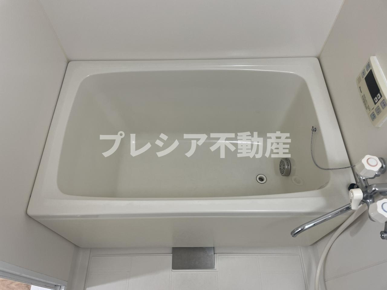 甲子園第2松並ハイツの浴室