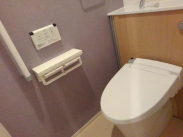 パークサイド・レジデンスのトイレ|コンパクトで使いやすいトイレです