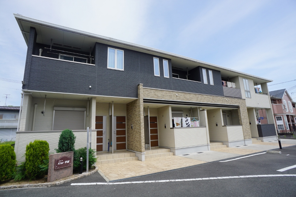 クラール平城の外観