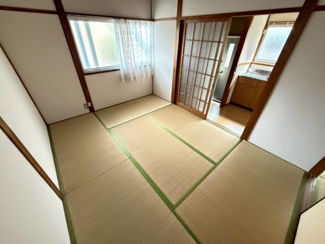 西田ハイツの和室