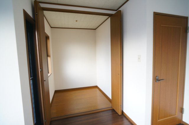 奈良市法蓮町の一戸建ての収納
