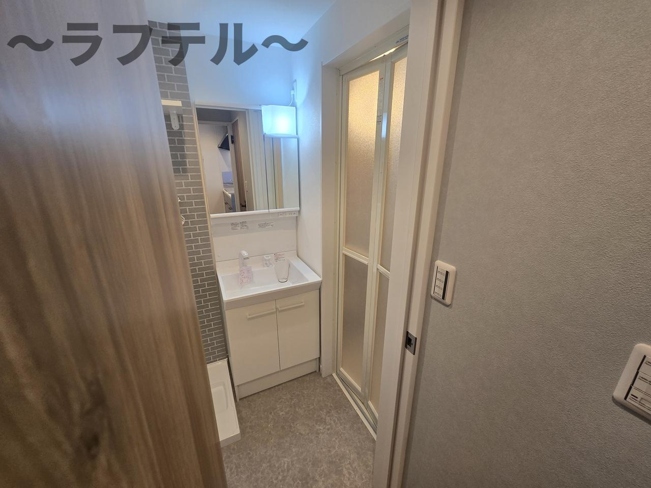 ルミナス所沢の洗面所|別部屋イメージ写真