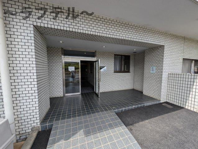 入間市駅前第二ビルのエントランス