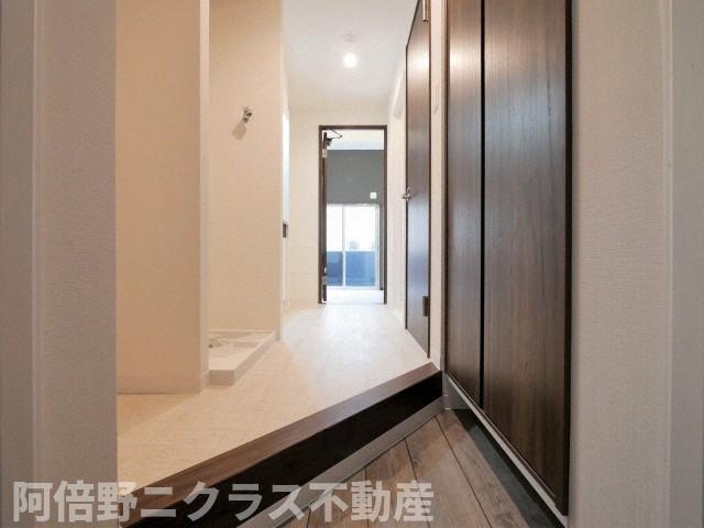 オーナーズマンション昭和町の玄関