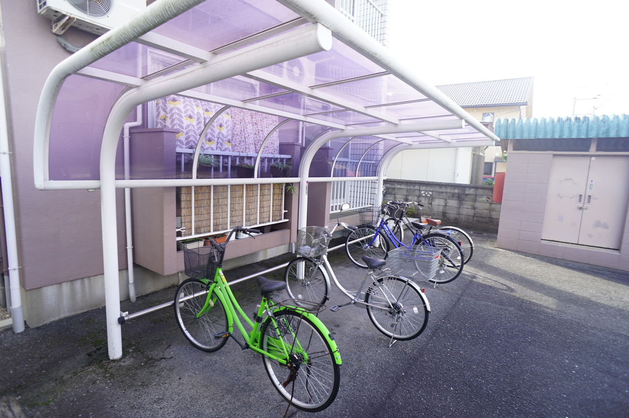ふぁみーゆ音無の駐車場