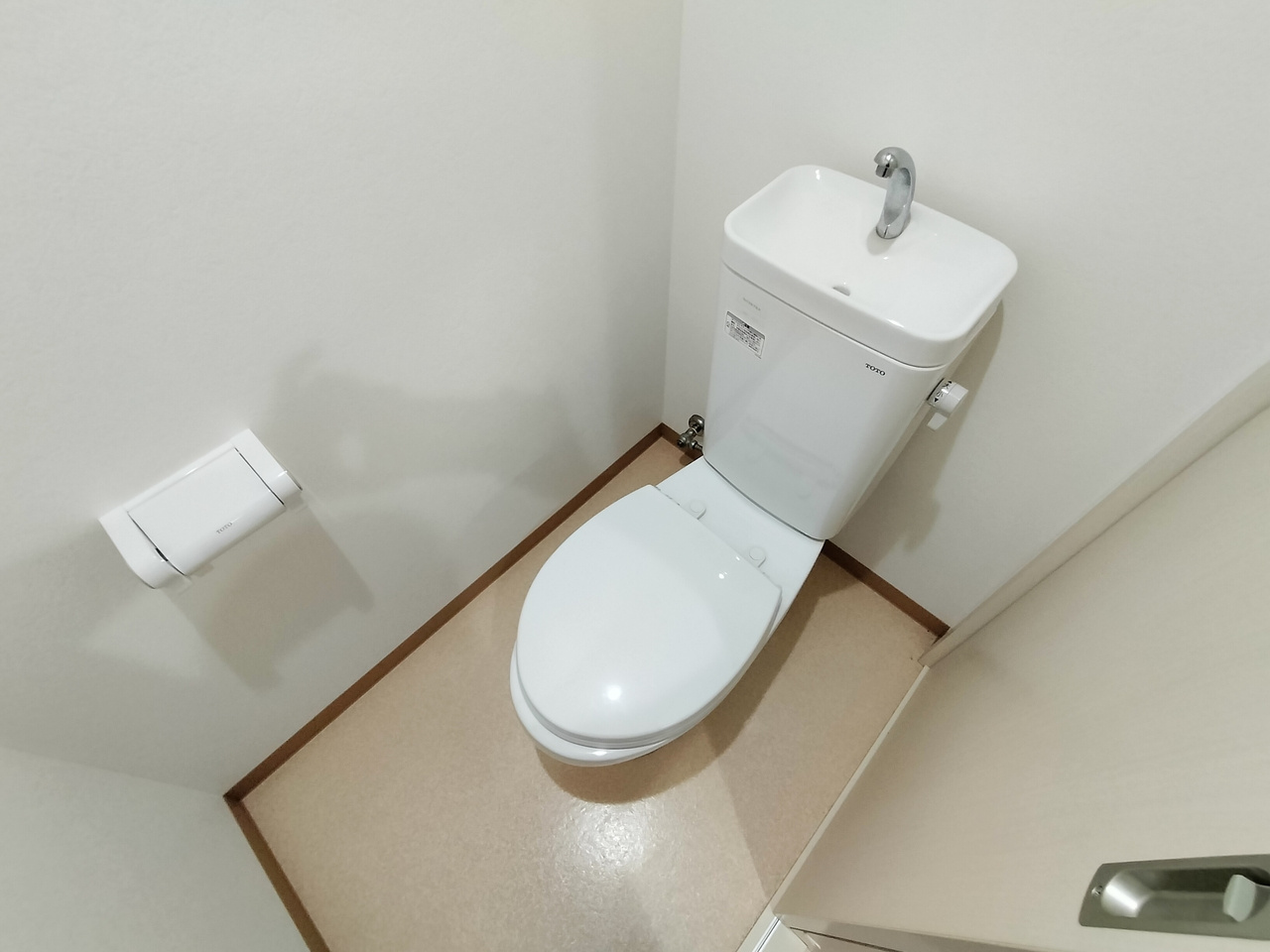 コーポ諏訪西大寺のトイレ