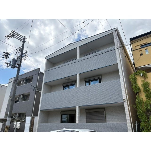 クレアール西今川の外観