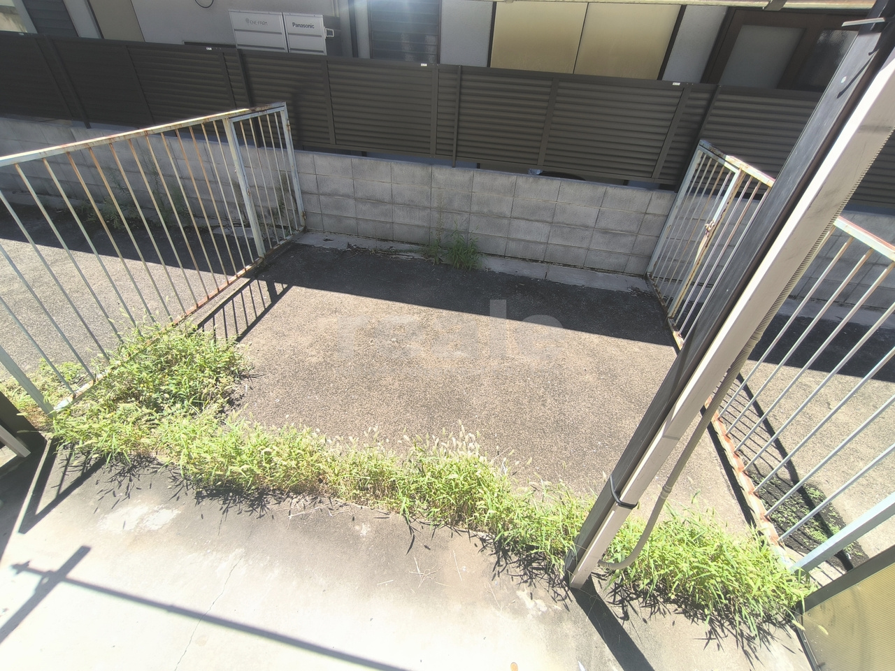 武蔵野市吉祥寺南町４丁目のアパートの庭