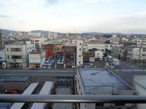 サーパスシティ西院日照町のその他|バルコニーからの眺望　※内装前／２０２２年１０月の写真