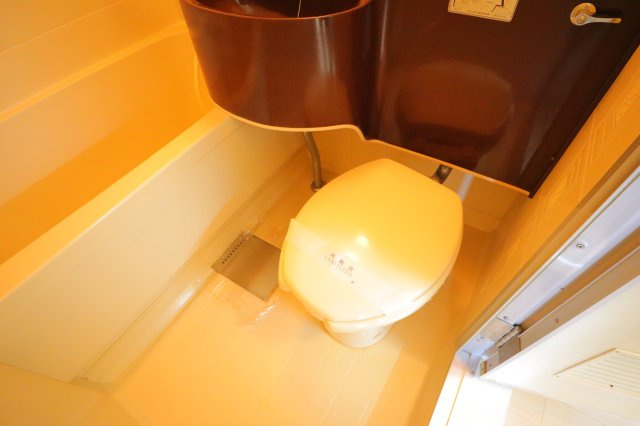 スタンドアップ本町のトイレ