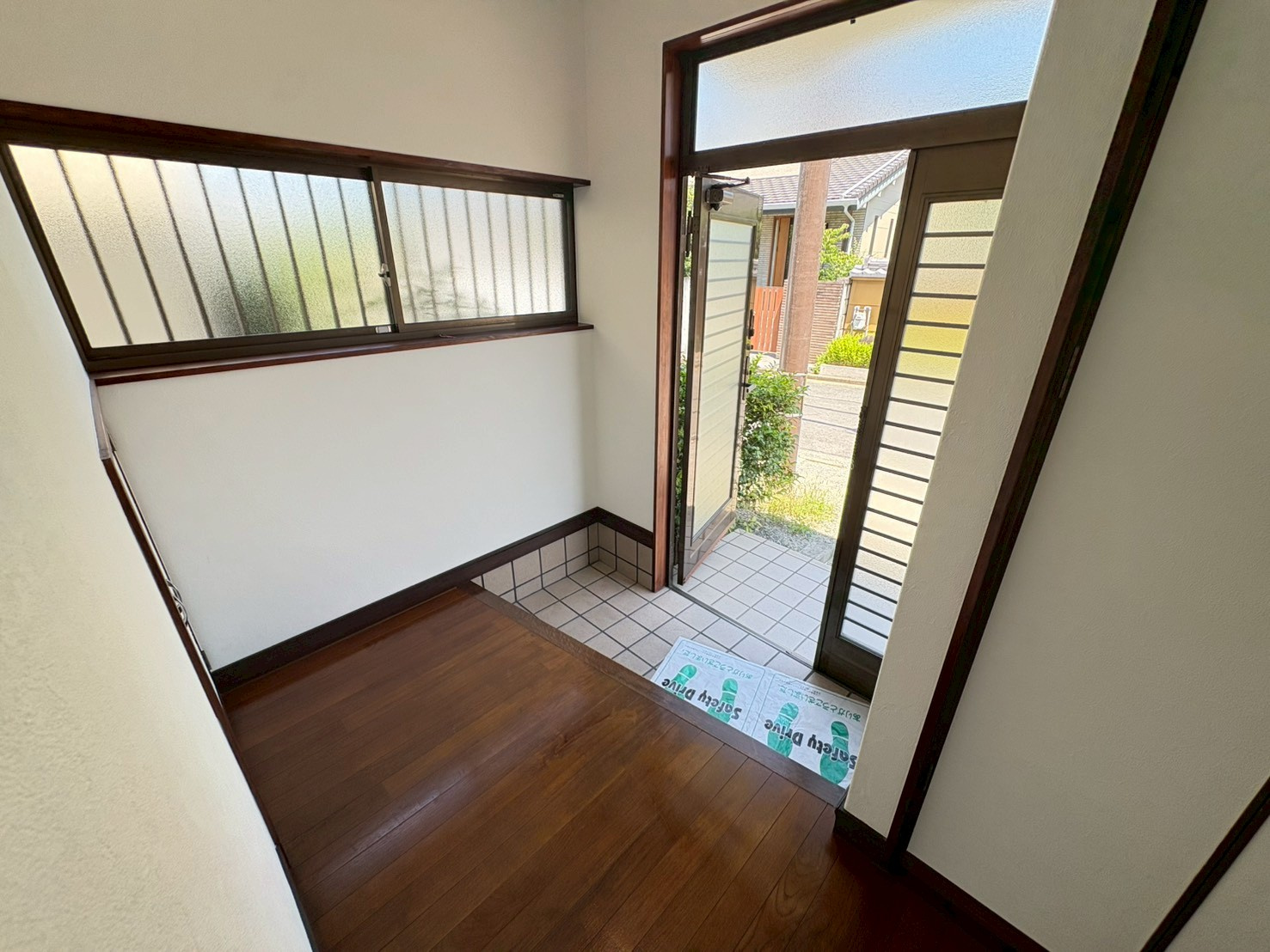 あかつき戸建ての玄関