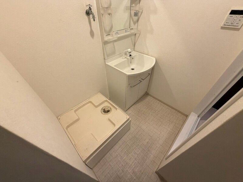 LakiaMaison帝塚山西の洗面所