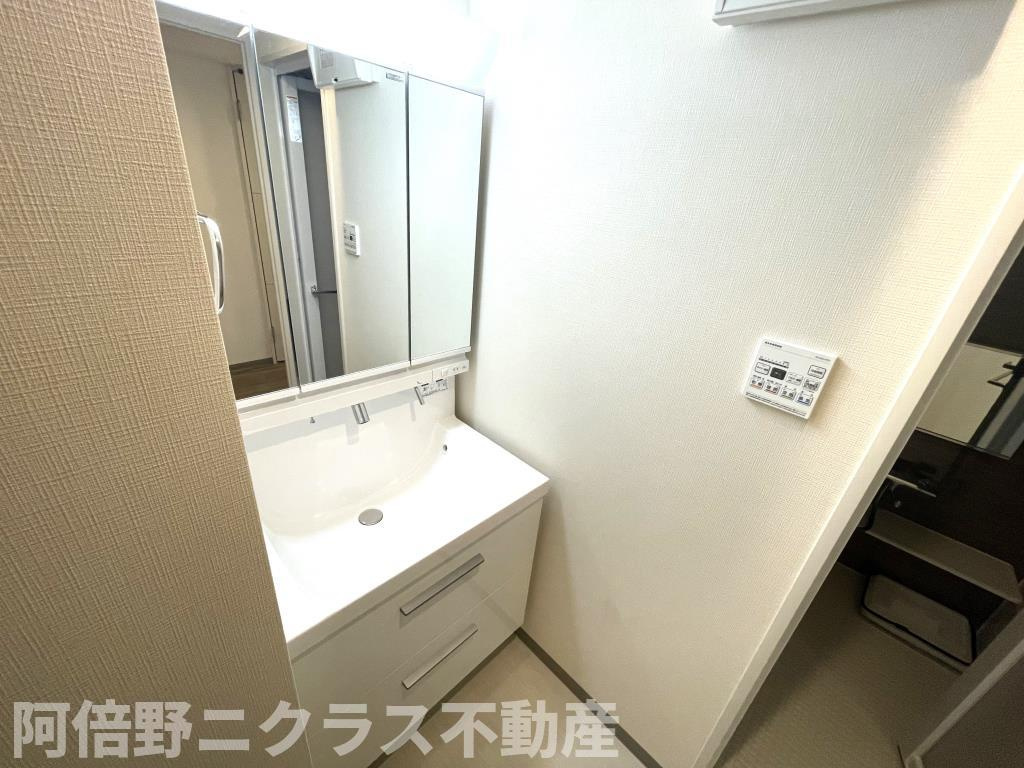 ブランシュ今里の独立洗面台