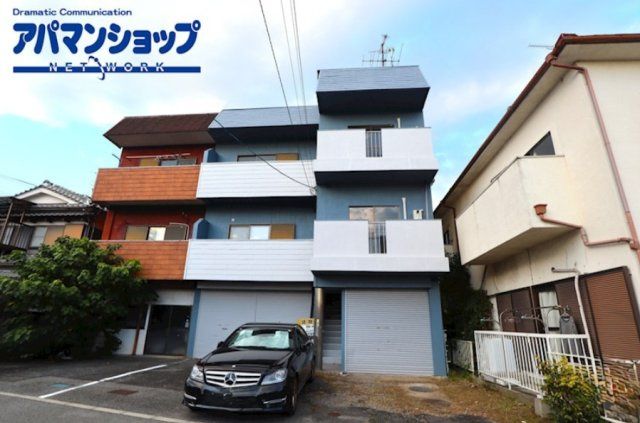Revo郡山（レヴォ）の外観