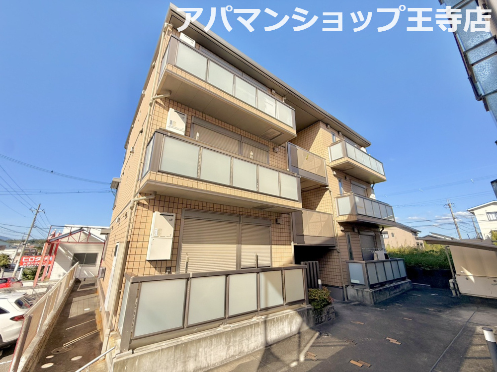 モンテ中山台の外観