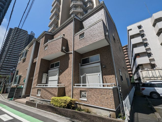 所沢市御幸町のアパートの外観