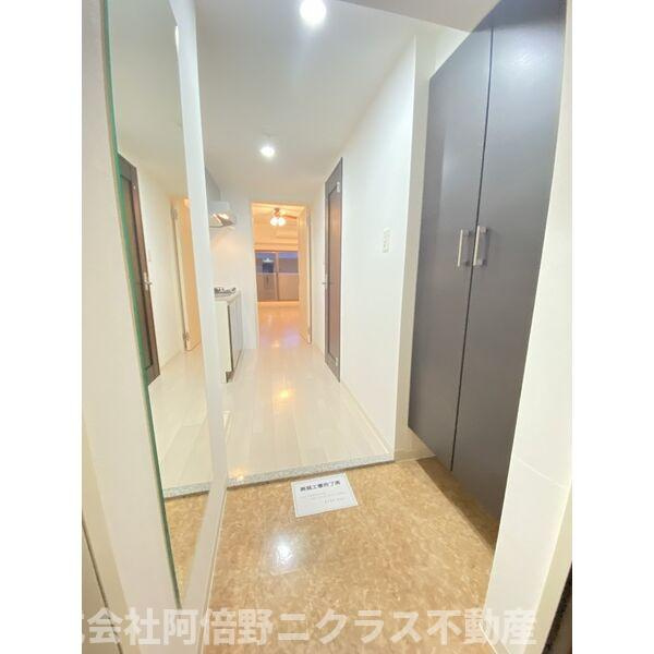 Luxe天王寺の玄関
