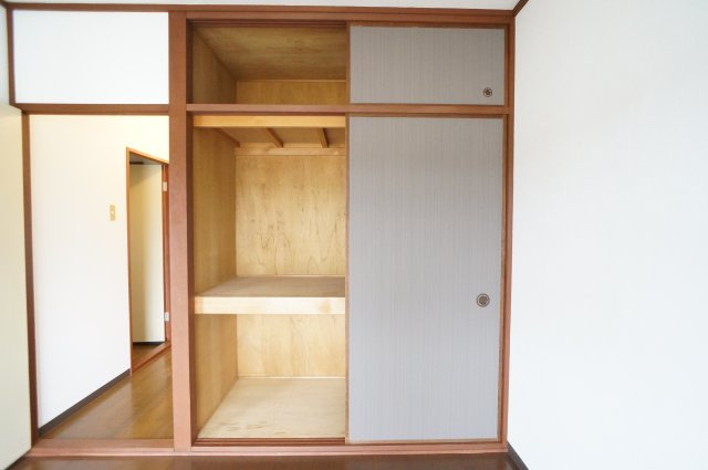 サニーハイツ朝日ヶ丘Ｂの収納