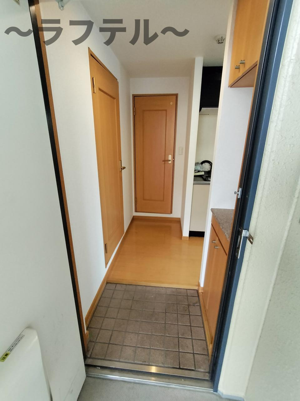 メゾンブリーズの玄関|別部屋イメージ写真
