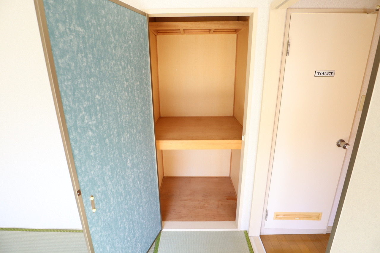 コスモハイツ弐番館の収納