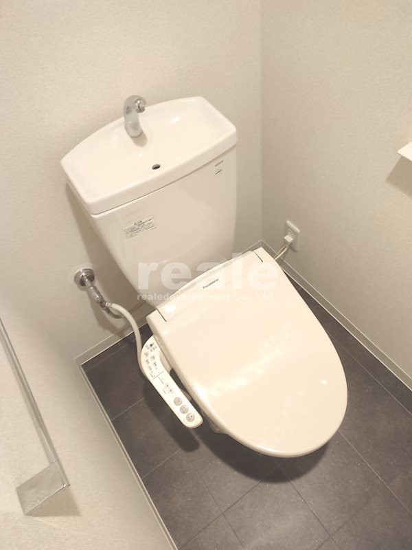 杉並区西荻北２丁目の賃貸マンションのトイレ