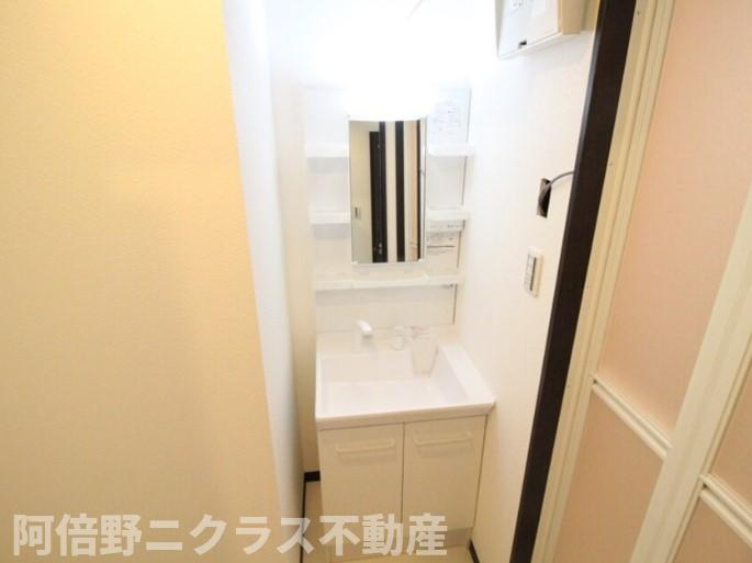 グランパシフィック松虫通の洗面所|内装は同建物のイメージです。