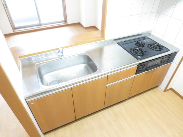 ＯＳＫアイリスコートのキッチン|別号室の参考写真です。
