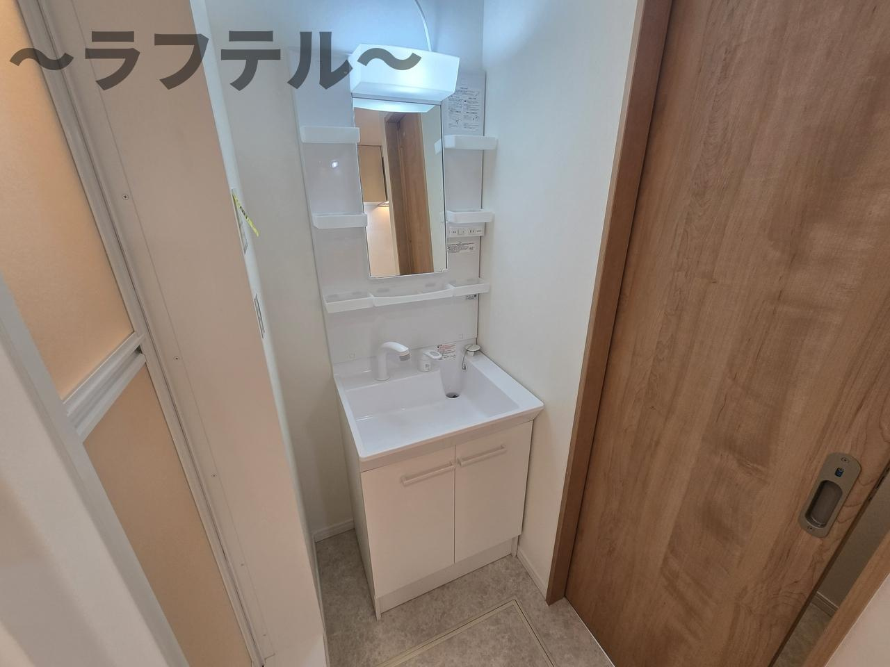 キャメル西所沢プレミアの洗面所|別部屋イメージ写真