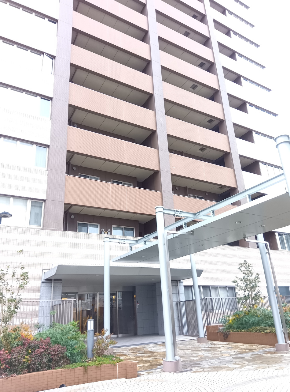 ジオタワー西宮北口の外観