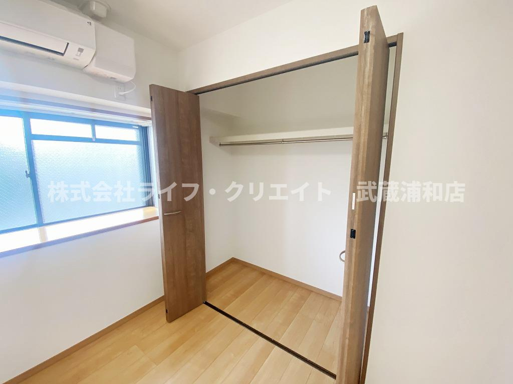 ブランシュ上の台の収納