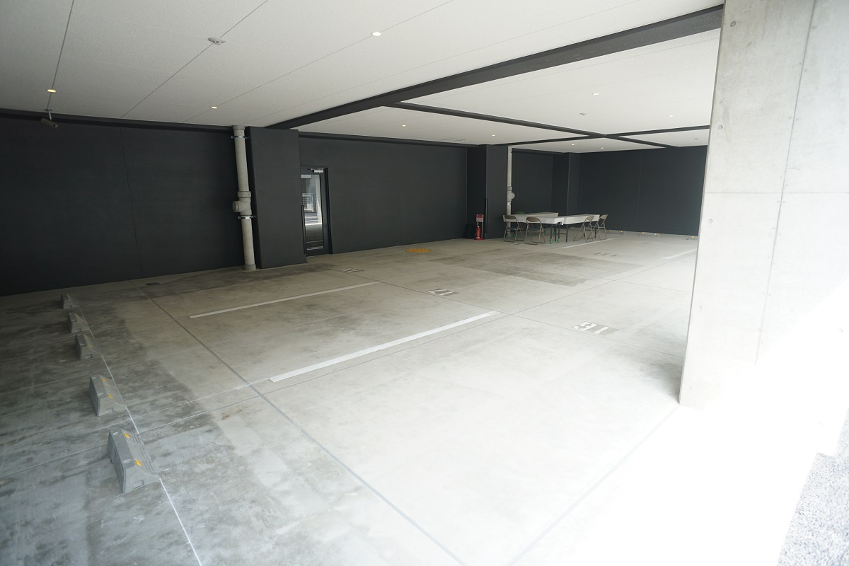 アートスクエア新大宮の駐車場