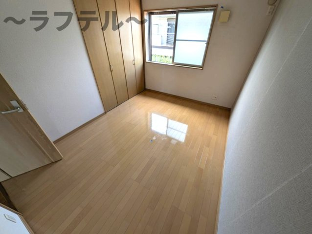ルーヴル秋津Aの居間・リビング|別部屋イメージ写真