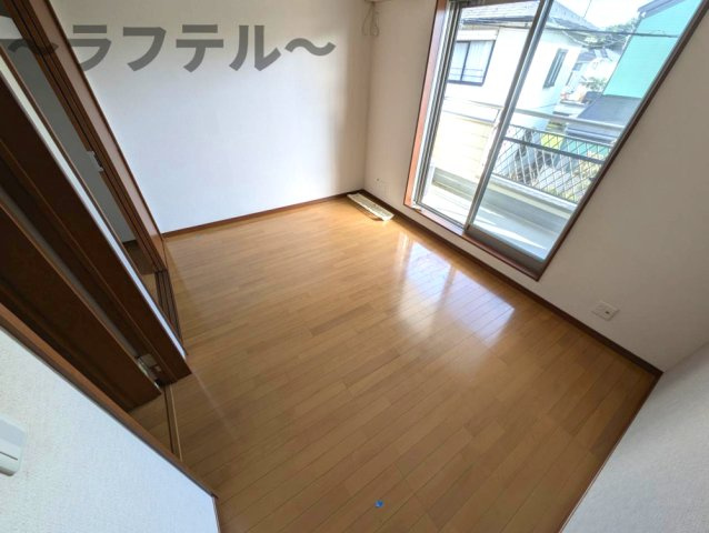 ルーヴル秋津Aの洋室|別部屋イメージ写真
