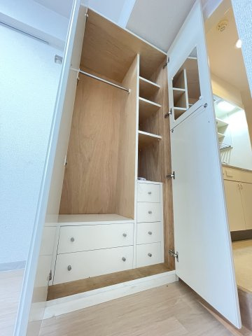 アルプ所沢の収納|ちょっとした収納スペースも充実しています