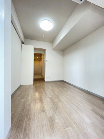 アルプ所沢の洋室|落ち着いた色調の洋室です