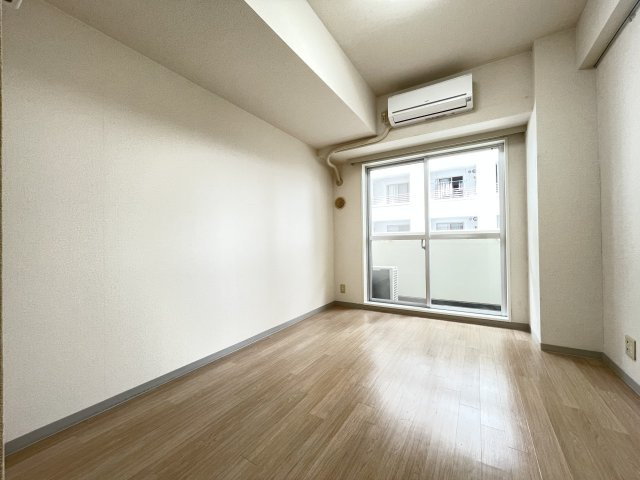 アルプ所沢の洋室|コンパクトで使いやすい洋室です