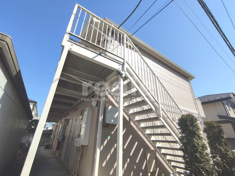 練馬区関町南２丁目のアパートの外観