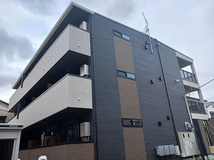 ヒカルサ川口芝西の外観