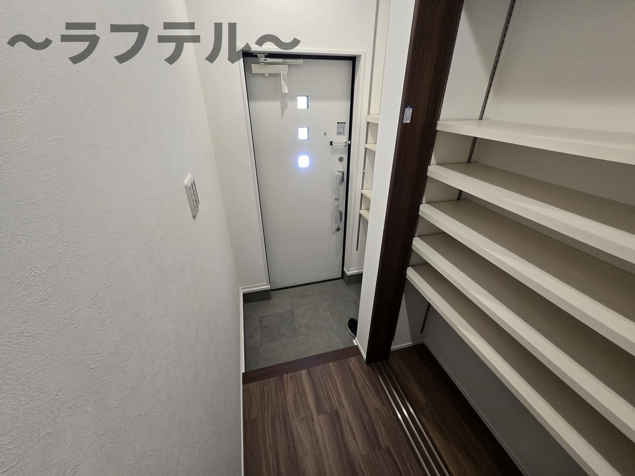 セルパンの玄関