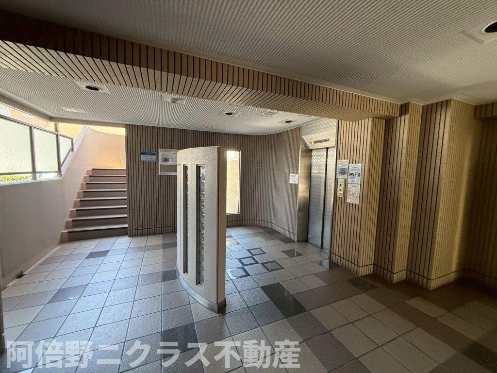 ヴィラシャトーのロビー
