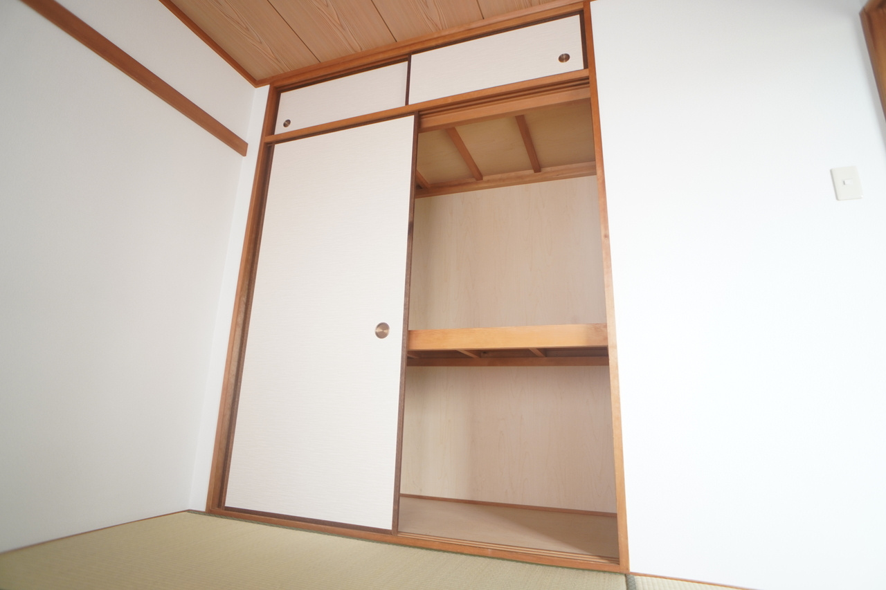 HILL CRESTあやめ池の和室