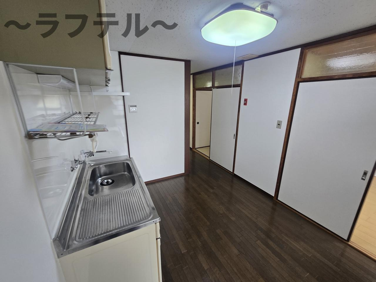 所沢コーポラスA棟のキッチン