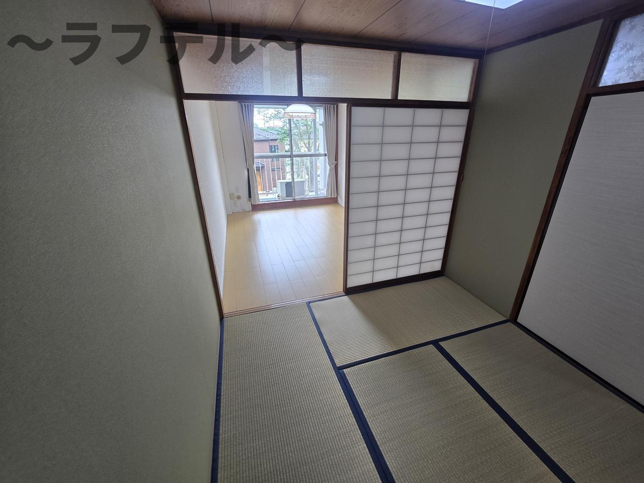 所沢コーポラスA棟の和室
