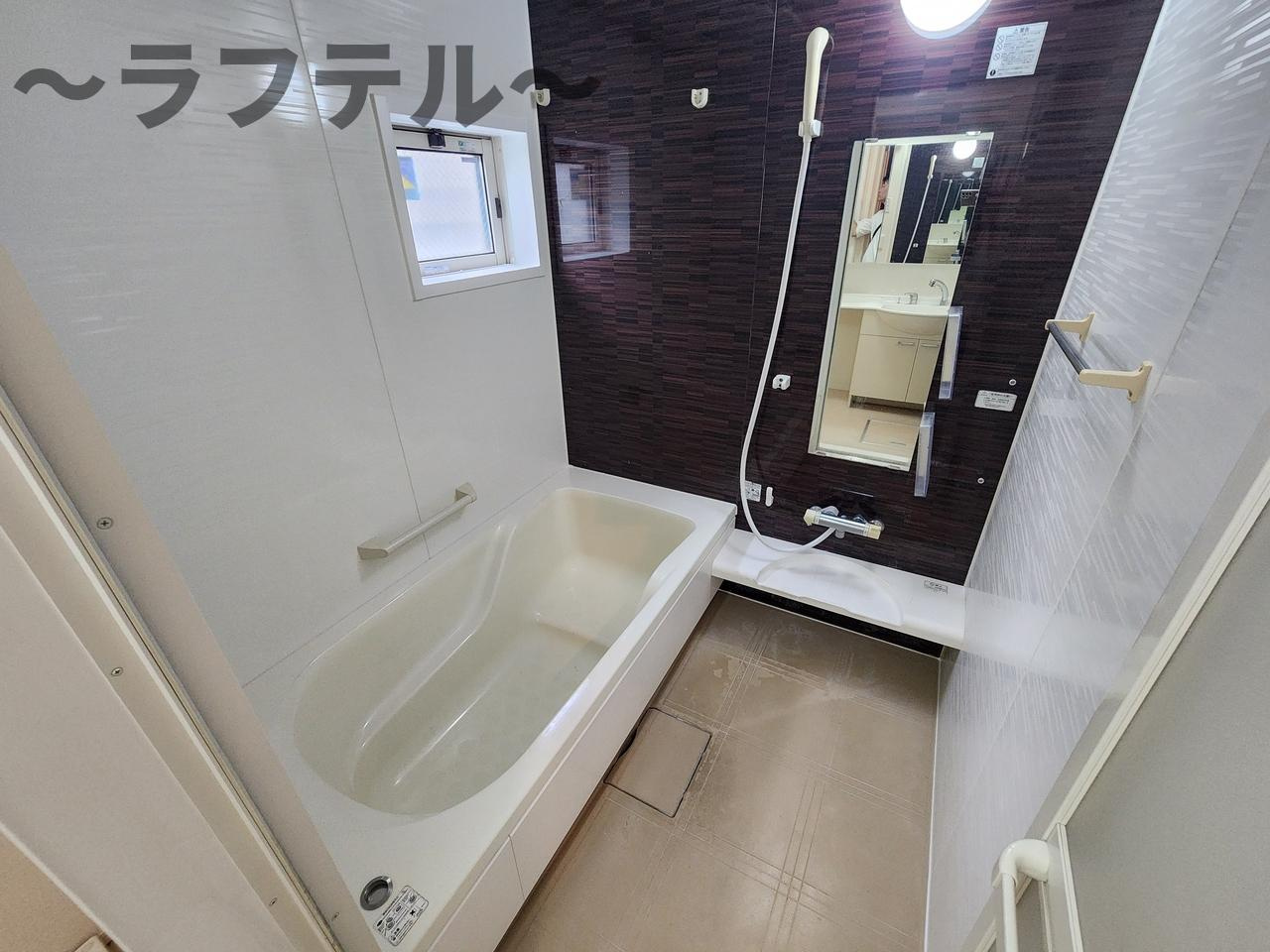 ブラウフォーゲルAの浴室