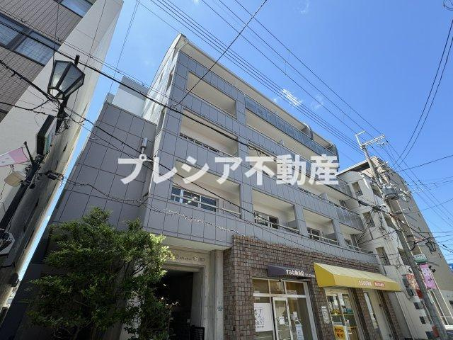 エストゥディオ甲子園口の外観