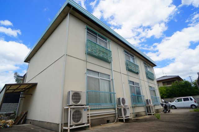 学園前グリーンハウスの外観