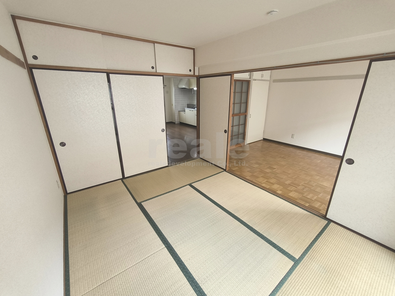 武蔵野市緑町２丁目の賃貸マンションの和室