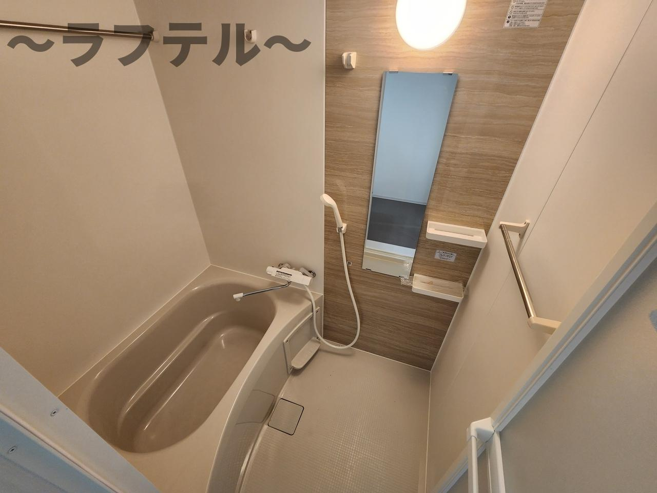 ジーメゾン新狭山カームの浴室