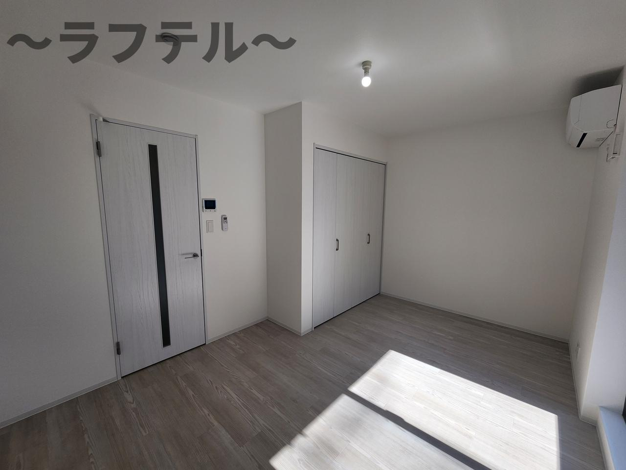 ジーメゾン新狭山カームの居間・リビング