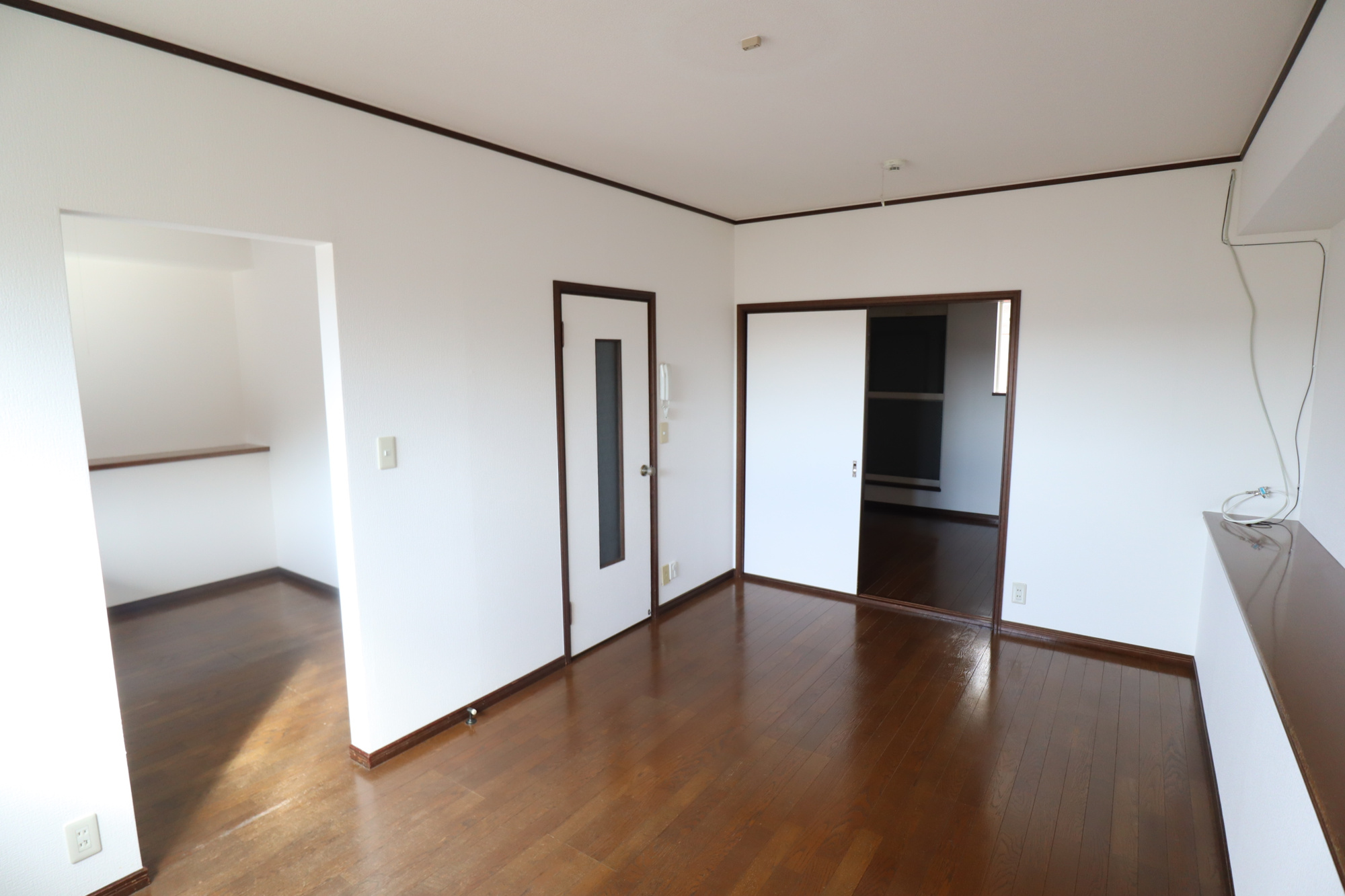 北川一戸建の居間・リビング